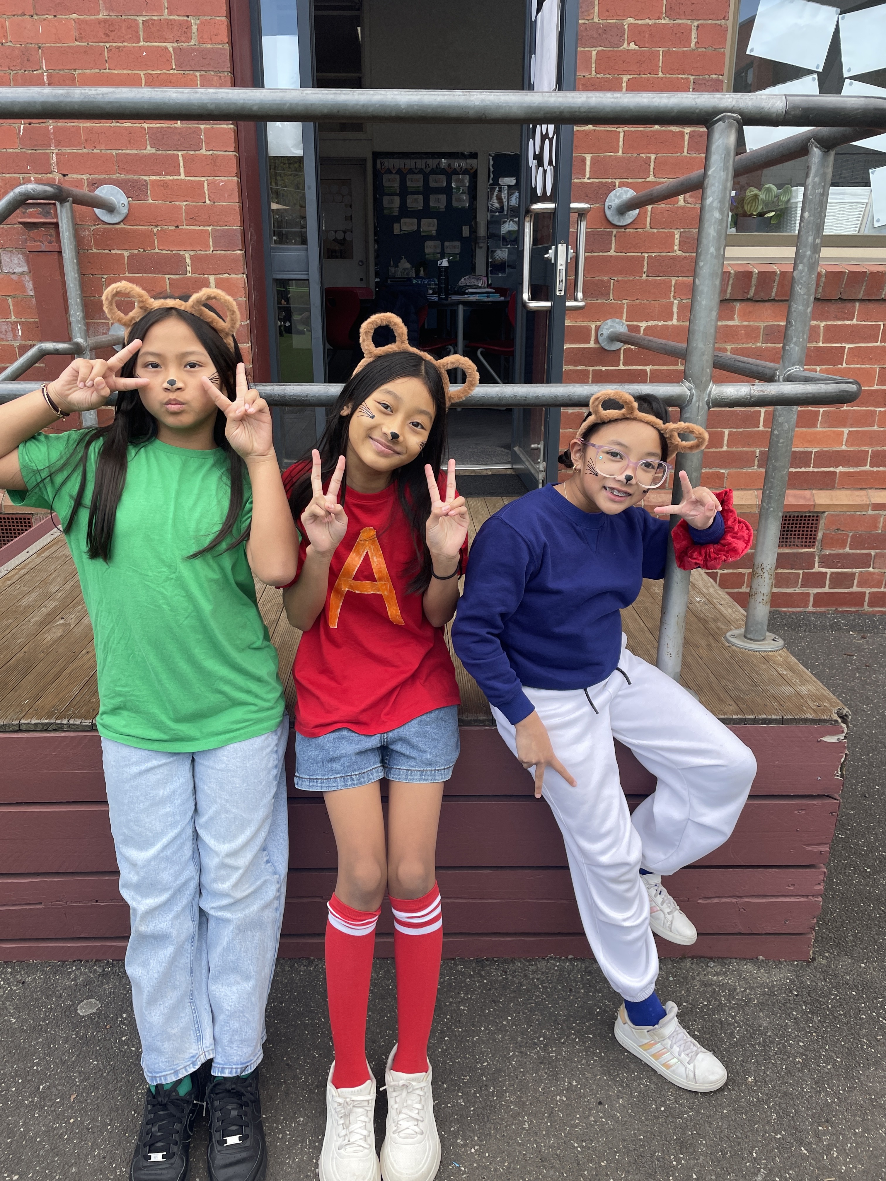 /uploaded_files/media/gallery/17562645562025 book week (5).JPG
